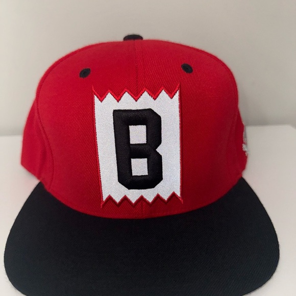 Mitchell & Ness x Bait Red Snapback Hat – Bold “B” Logo – Adjustable - Picture 2 of 9